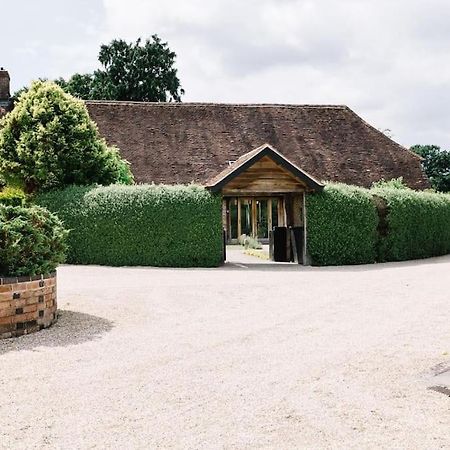 Вилла Forest Farm Barn Hampshire Бишоп-Уолтем Экстерьер фото